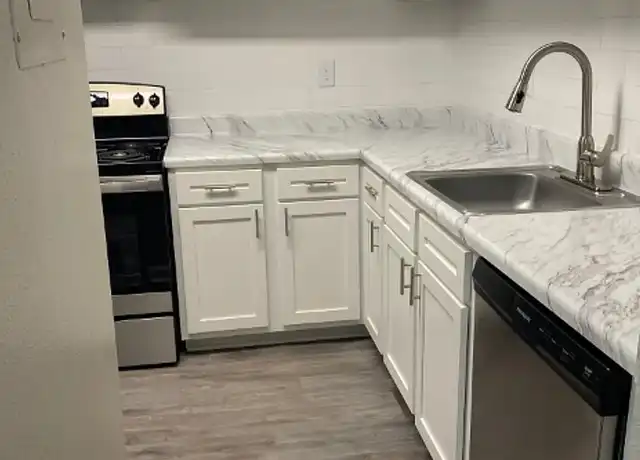 Property at The Woods at Windy Hill - 2001 Kimberly Village Ln, Marietta, GA, 30067, 1-2 bed, 1-2 bath, [object Object]