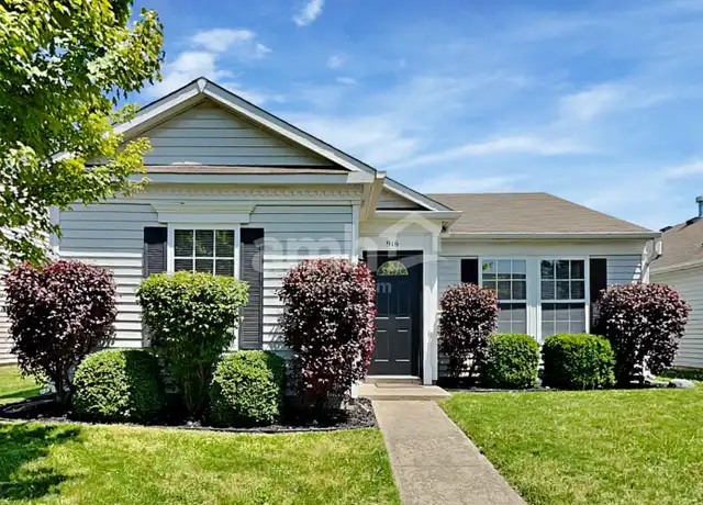 Property at 916 Colonial Way, Franklin, IN, 46131, 3 beds, 2 baths, [object Object]