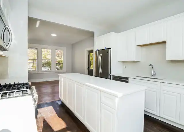 Property at 156 Willow St Unit W3, New Haven, CT, 06511, 3 beds, 1 bath, [object Object]