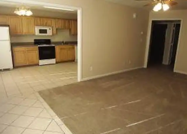 Property at 1903 Safe Harbor Cir Unit 5, Louisville, KY, 40216, 2 beds, 1 bath, [object Object]