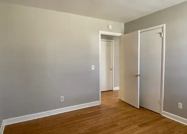 Property at 28 Jay St, Nashville, TN, 37210, 2 beds, 1 bath, [object Object]
