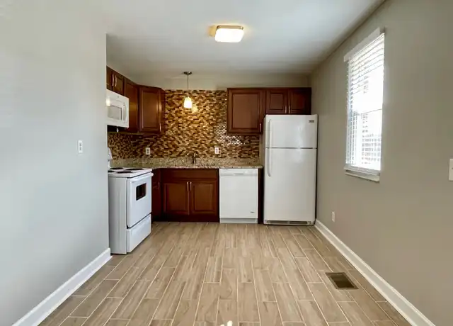 Property at 28 Jay St, Nashville, TN, 37210, 2 beds, 1 bath, [object Object]