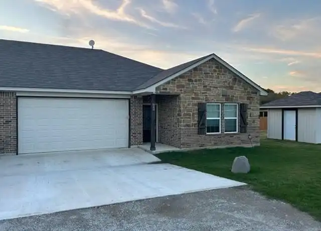 Property at 203 Hoover Ln, Azle, TX, 76020, 3 beds, 2 baths, [object Object]