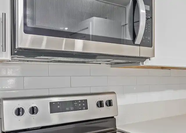 Property at Madison at North Mountain - 1801 W Cholla St, Phoenix, AZ, 85029, 2 beds, 1 bath, [object Object]