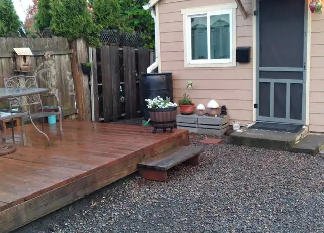 Property at 1180 17th St NE Unit A, Salem, OR, 97301, 1 bed, 1 bath, [object Object]