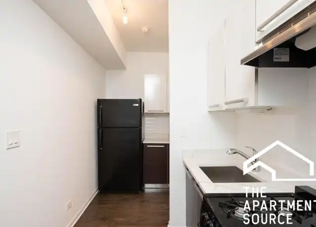 Property at 5054 N Winthrop Ave, Chicago, IL, 60640, 1 bed, 1 bath, [object Object]