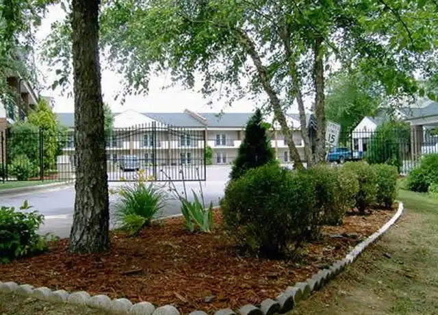 Property at 1705 Queen City Dr, Charlotte, NC, 28208, 1 bed, 1 bath, [object Object]