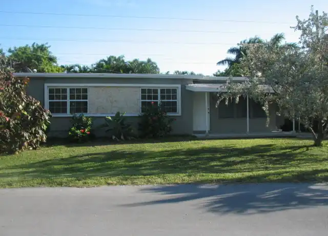 Property at 716 Prado Cir, Key West, FL, 33040, 3 beds, 1 bath, [object Object]