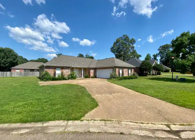Property at 702 Pecan Ct, Brandon, MS, 39042, 3 beds, 2 baths, [object Object]