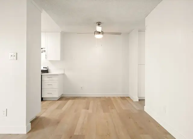 Photo of 233 N Mollison Ave, El Cajon, CA 92021