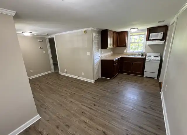 Property at 3016b Sigman St, Fayetteville, NC, 28303, 1 bed, 1 bath, [object Object]