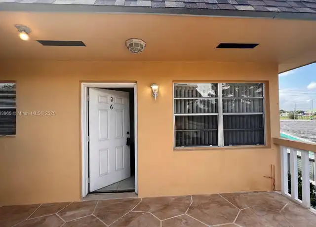 Property at 410 SE 4th Ave #6, Hallandale Beach, FL, 33009, 1 bed, 1 bath, [object Object]