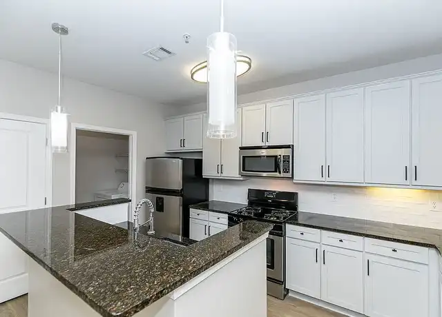 Property at The Reserve at Johns Creek Walk - 6215 Johns Creek Cmns, Johns Creek, GA, 30097, 1-3 bed, 1-3 bath, [object Object]