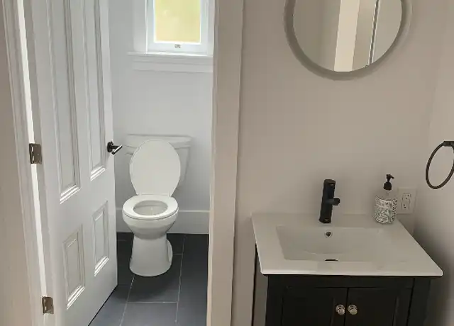 Property at 1014 16th St Unit 3, Oakland, CA, 94607, 1 bed, 1 bath, [object Object]