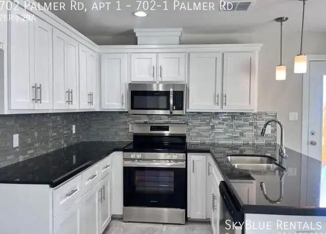 Property at 702 Palmer Rd Unit 1, Mission, TX, 78573, 2 beds, 2 baths, [object Object]