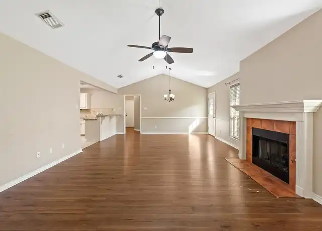 Property at 1009 Lincoln Ave, College Station, TX, 77840, 3 beds, 3 baths, [object Object]