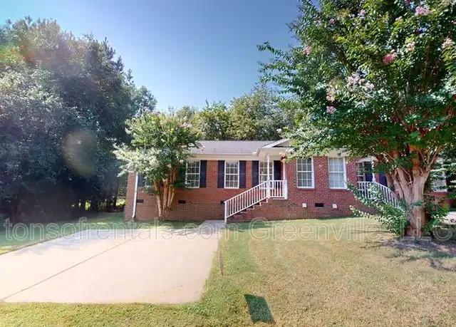 Property at 863 McAbee Rd, Spartanburg, SC, 29306, 2 beds, 1 bath, [object Object]