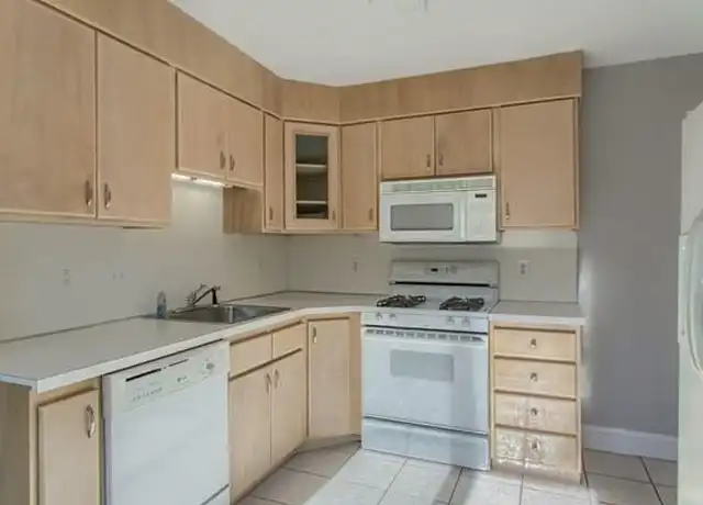 Property at 148 Pleasant St, Watertown, MA, 02472, 3 beds, 1 bath, [object Object]