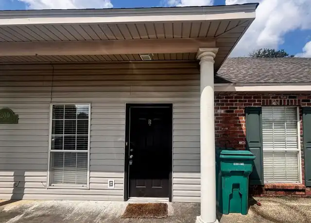 Property at 200 S Saint Jean St Unit B, Broussard, LA, 70518, 2 beds, 2 baths, [object Object]