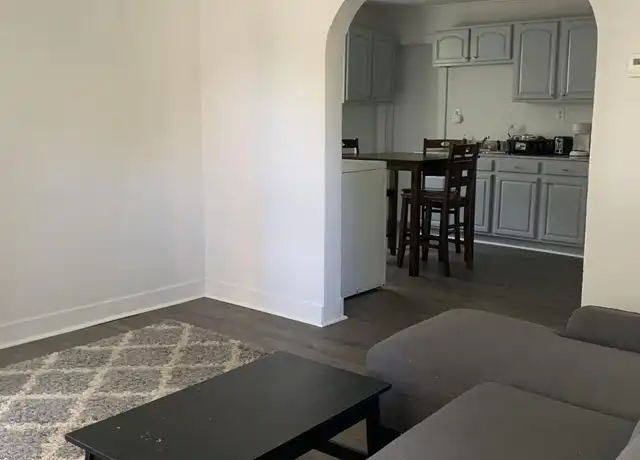 Property at 190 W 8th St Unit 5, Oswego, NY, 13126, 6 beds, 2 baths, [object Object]