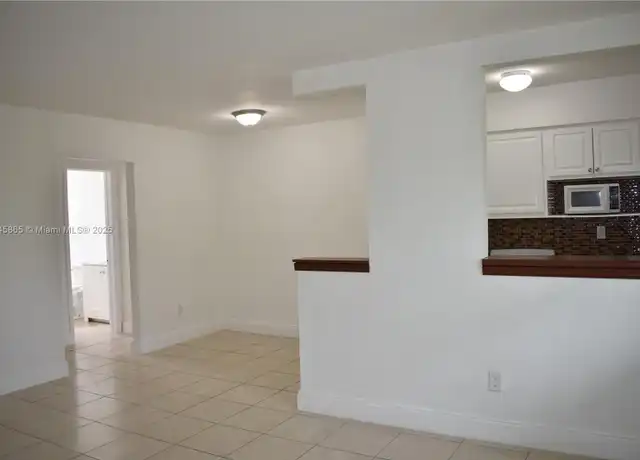 Property at 16851 NE 21st Ave #17, North Miami Beach, FL, 33162, 1 bed, 1 bath, [object Object]