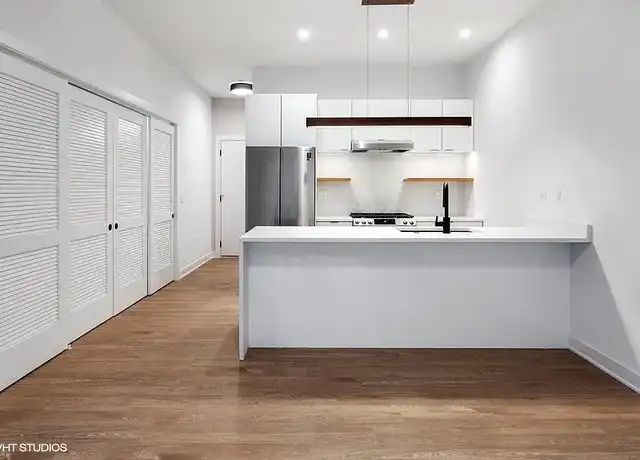 Property at The Erikson - 3728 N Lake Shore Dr, Chicago, IL, 60613, 1 bed, 1 bath, [object Object]
