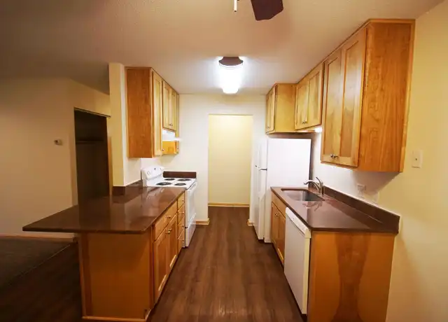 Property at 501 E Burnsville Pkwy Unit 210, Burnsville, MN, 55337, 2 beds, 2 baths, [object Object]