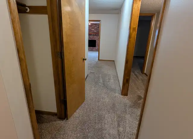 Property at 2001 SW Belle Ave Unit 5, Topeka, KS, 66604, 2 beds, 1 bath, [object Object]