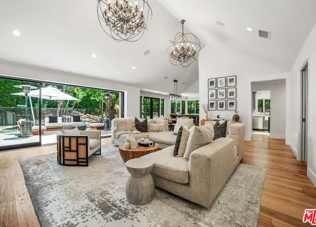 Property at 2701 Roscomare Rd, Los Angeles, CA, 90077, 4 beds, 2.5 baths, [object Object]