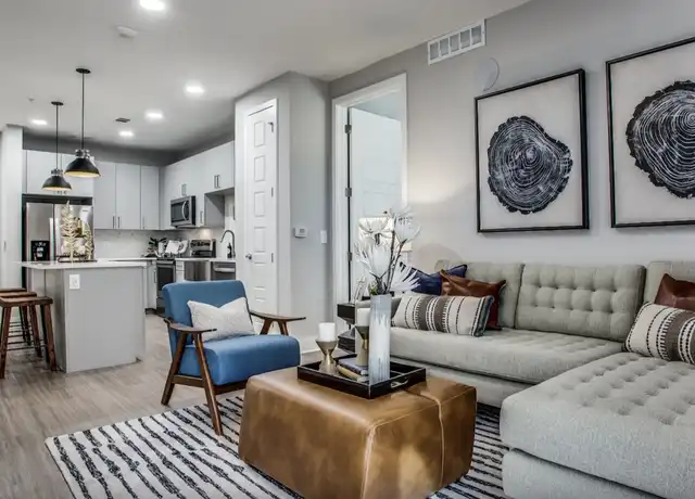 Property at 1005 Springdale Rd, Austin, TX, 78721, 2 beds, 2 baths, [object Object]