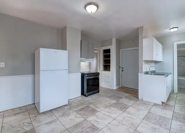 Property at 84 Bright St Unit 2, New Haven, CT, 06513, 2 beds, 1 bath, [object Object]