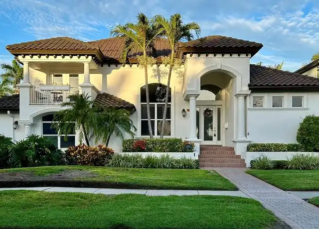 Property at 1089 Cordova Blvd NE, Saint Petersburg, FL, 33704, 4 beds, 4.5 baths, [object Object]