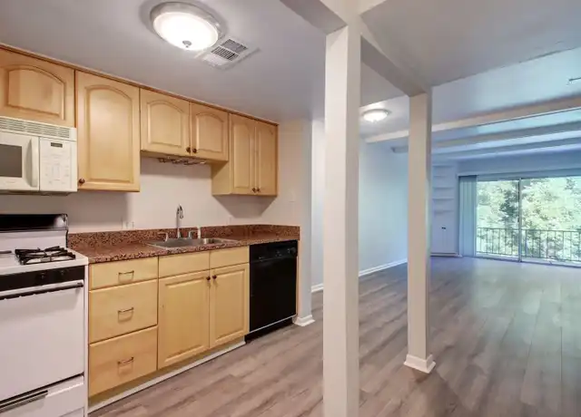 Property at 1725 Toomey Rd Unit 311, Austin, TX, 78704, 2 beds, 1 bath, [object Object]