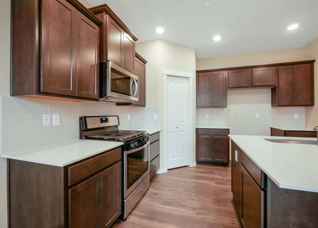 Photo of 10720 187th Street Ct E, Puyallup, WA 98374