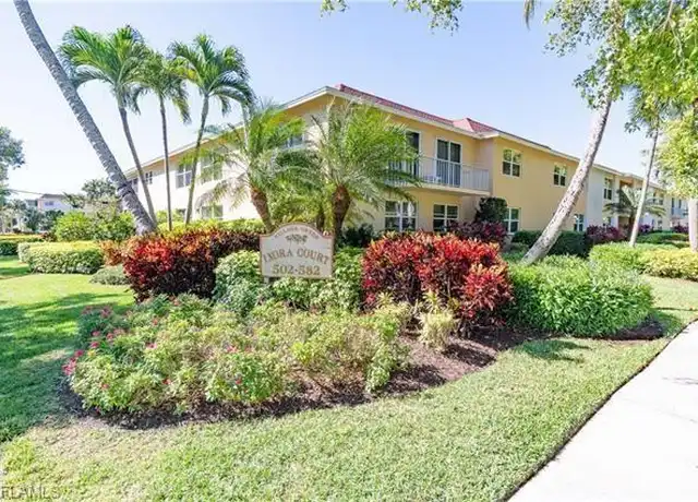 Property at 578 Broad Ave S #578, Naples, FL, 34102, 2 beds, 2 baths, [object Object]