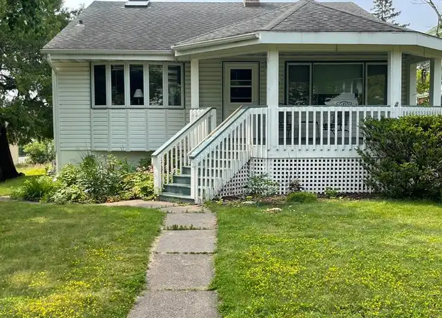 Property at 210 W Kent Rd, Duluth, MN, 55812, 3 beds, 2 baths, [object Object]