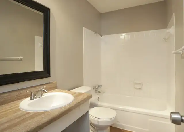 Photo of 20 S Bryant Ave, Edmond, OK 73034