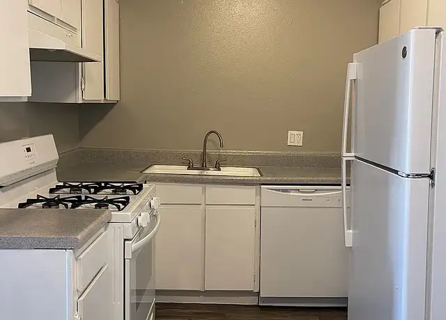 Photo of 20 S Bryant Ave, Edmond, OK 73034