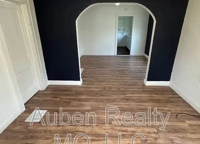 Property at 4346 Montgall Ave, Kansas City, MO, 64130, 2 beds, 1 bath, [object Object]
