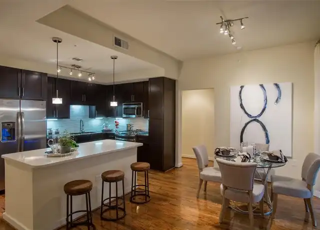 Property at 500 Crawford St Unit 607, Houston, TX, 77002, 2 beds, 2 baths, [object Object]