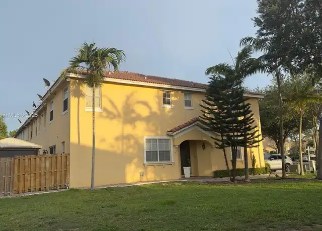 Property at 15029 SW 8th Ter Unit 15029, Miami, FL, 33194, 4 beds, 3 baths, [object Object]