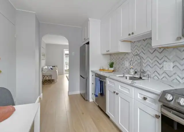 Property at 23 Westgate Rd #6, Chestnut Hill, MA, 02467, 1 bed, 1 bath, [object Object]
