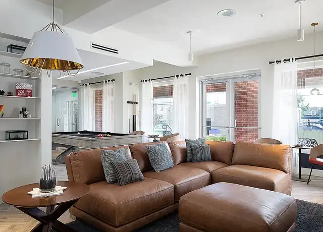 Property at City Place at Westport - 701 Westport Rd, Kansas City, MO, 64111, 1 bed, 1 bath, [object Object]