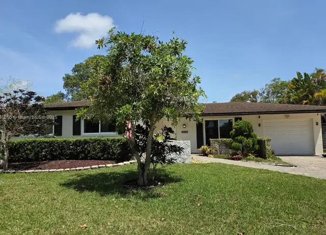 Property at 10220 SW 105th St, Miami, FL, 33176, 4 beds, 2 baths, [object Object]