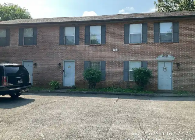 Property at 1035 W Parkway Ave Unit 01104C-01, Knoxville, TN, 37912, 2 beds, 1.5 baths, [object Object]