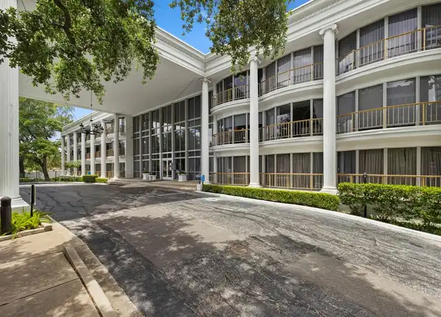 Property at 5050 Ambassador Way #220, Houston, TX, 77056, 2 beds, 2 baths, [object Object]