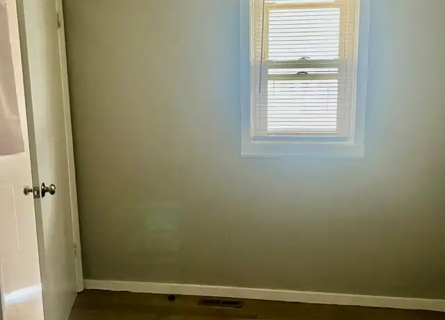 Property at 404 Erie St Unit 3, Fulton, NY, 13069, 2 beds, 1 bath, [object Object]