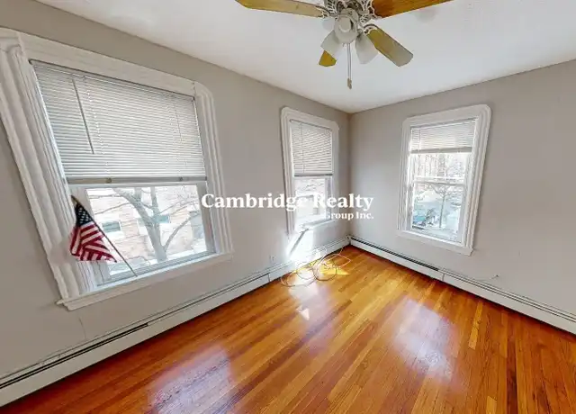 Property at 568 Green St Unit 2T, Cambridge, MA, 02139, 2 beds, 1 bath, [object Object]