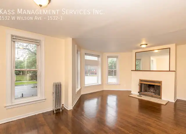 Property at 1532 W Wilson Ave Unit 1532-1, Chicago, IL, 60640, 2 beds, 1 bath, [object Object]