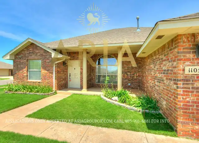 Property at 1105 Sparrow Hawk Dr, Norman, OK, 73072, 4 beds, 2 baths, [object Object]